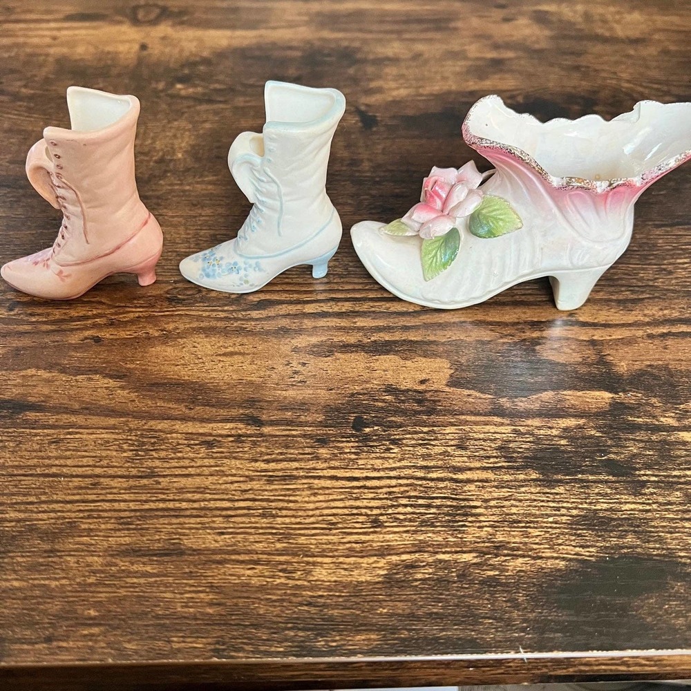 Vintage shoe figurines